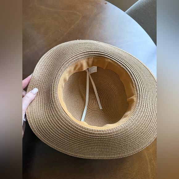 NWT Paper Straw Wide Brim Hat Sun Hat Tan Black Bow UPF 30+ Beach Pool Cruise - Picture 4 of 7